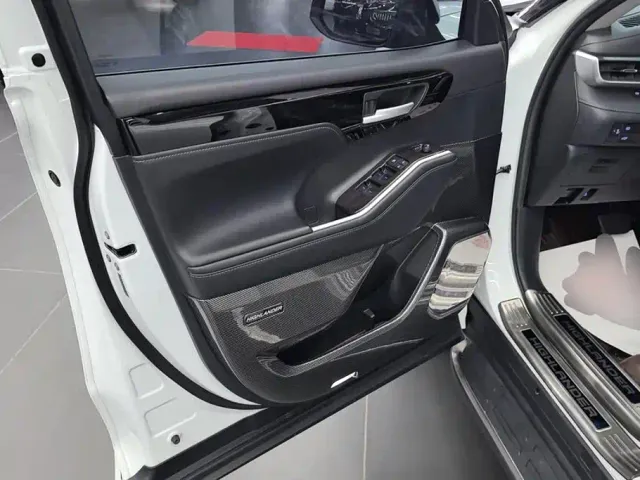 Toyota Highlander — Фото автомобиля 7