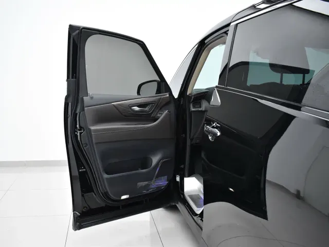 Toyota Alphard — Фото автомобиля 22