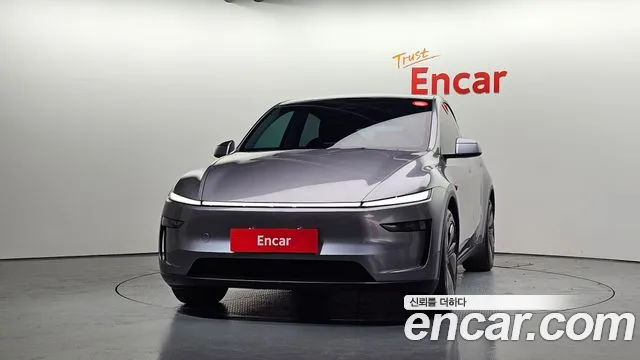 Tesla Model Y — Фото автомобиля 3