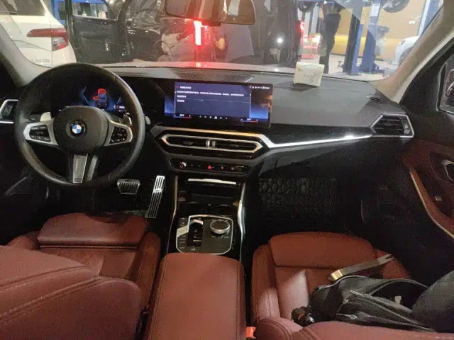 BMW 3 Series — Фото автомобиля 5