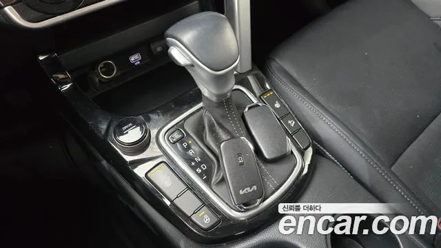 Kia Seltos Seltos Бензин 1.6 турбо 2WD — Фото автомобиля 9