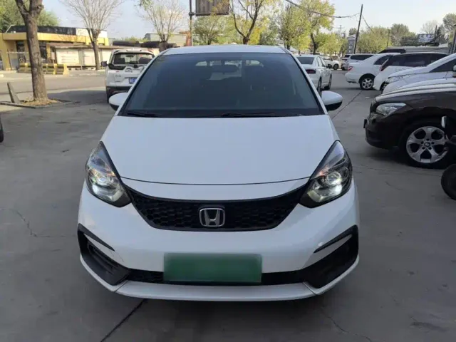 Honda Fit — Фото автомобиля 2