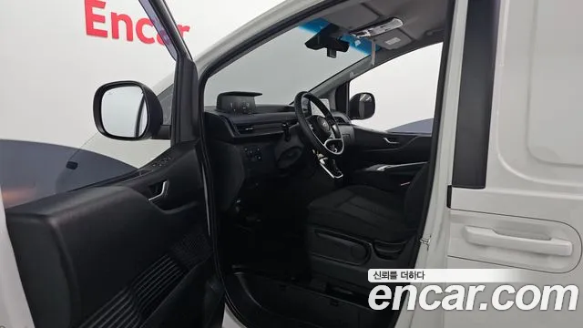 Hyundai Staria — Фото автомобиля 15