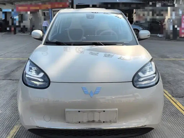 Wuling Bingo — Фото автомобиля 2