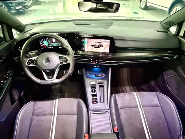 Volkswagen Golf — Фото автомобиля 6