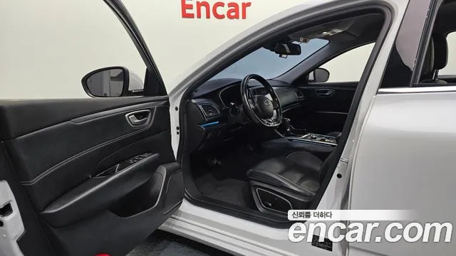 Renault Korea SM6 — Фото автомобиля 15