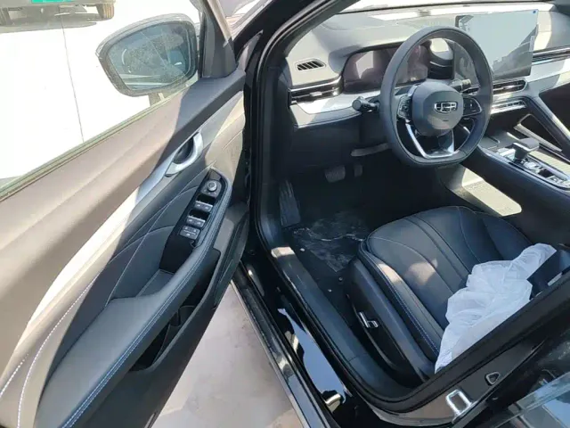 Geely Xingrui — Фото автомобиля 15