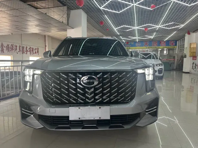 GAC Trumpchi GS8 — Фото автомобиля 3