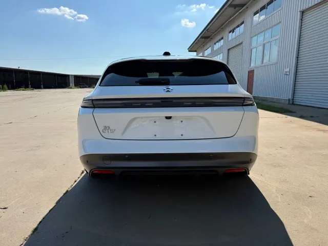 Nio ET5 Touring — Фото автомобиля 8