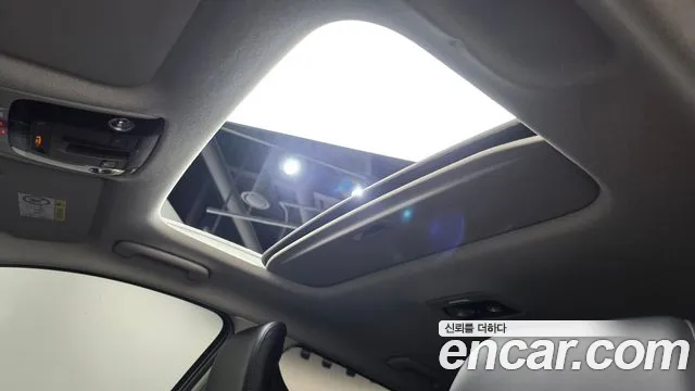Kia Niro The All New — Фото автомобиля 24