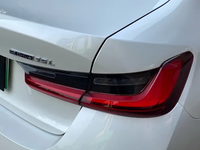 BMW i3 — Фото автомобиля 23