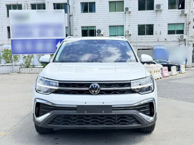Volkswagen Tharu — Фото автомобиля 7
