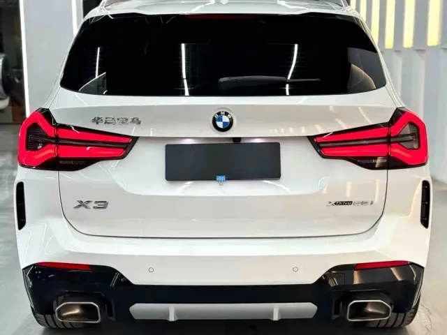 BMW X3 — Фото автомобиля 4