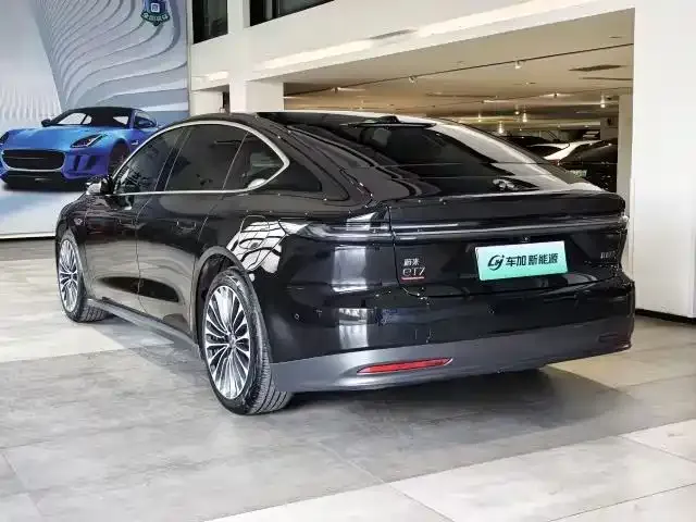 Nio ET7 — Фото автомобиля 2