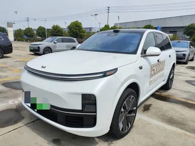 Фотография автомобиля — Li Auto L9