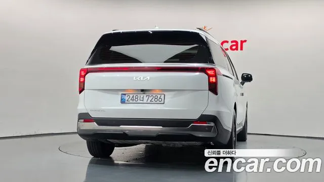 Kia Carnival 4th Gen — Фото автомобиля 4