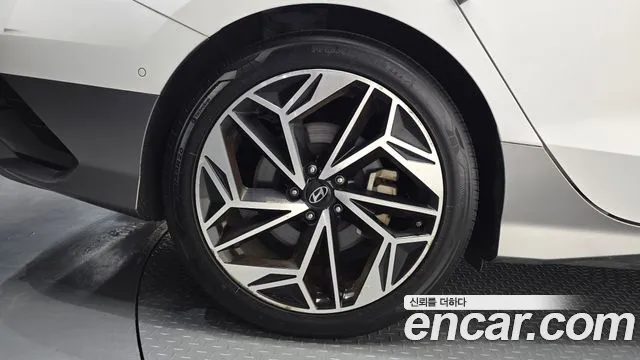 Hyundai Ioniq6 Long Range AWD — Фото автомобиля 5
