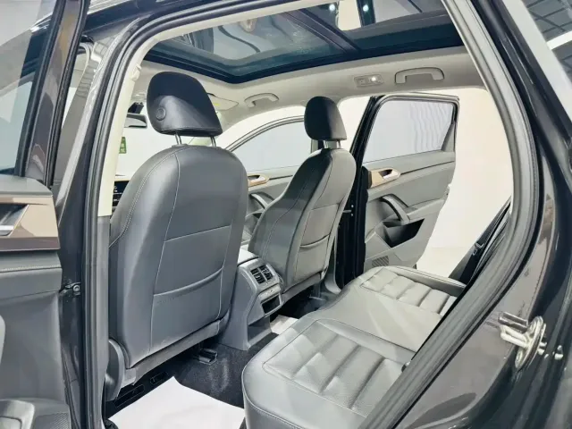 Volkswagen Tharu — Фото автомобиля 12