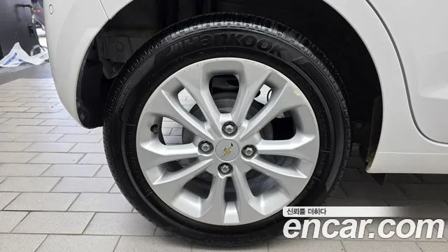 Chevrolet Spark — Фото автомобиля 5