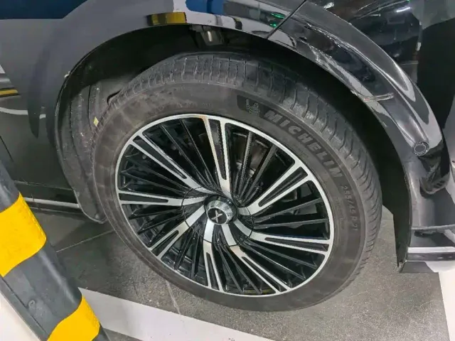 Xpeng G9 — Фото автомобиля 10