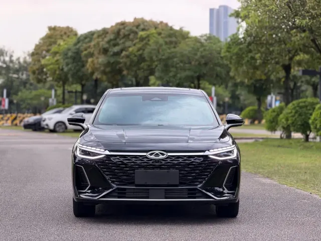 Chery Arrizo 8 — Фото автомобиля 2
