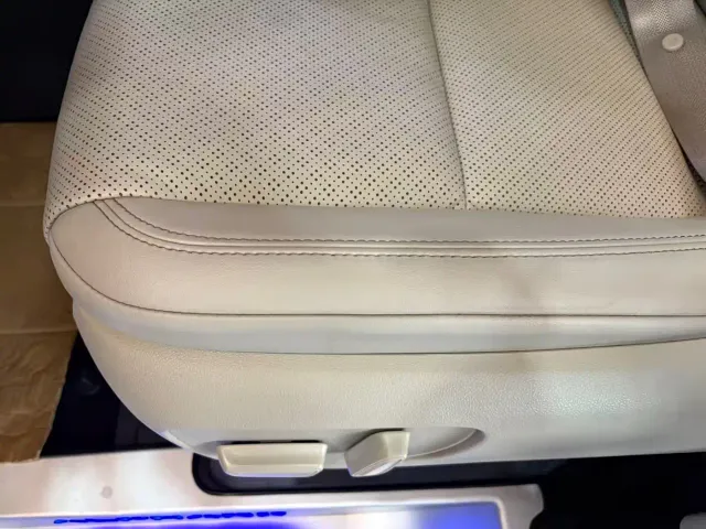 Toyota Alphard — Фото автомобиля 14