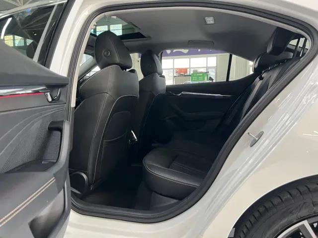 Skoda Octavia — Фото автомобиля 6