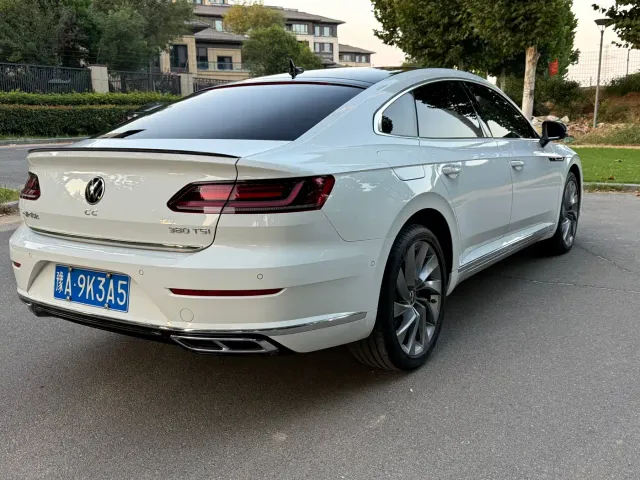 Volkswagen FAW-Volkswagen CC 2021 380TSI Eye-catching Edition — Фото автомобиля 9