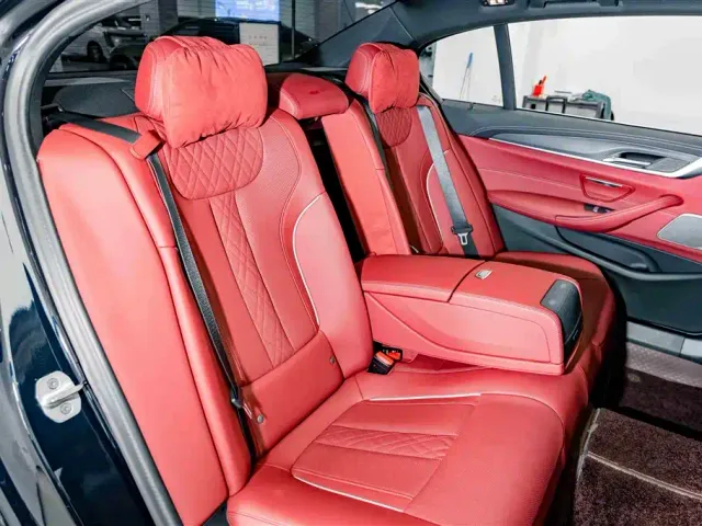 BMW 5 Series — Фото автомобиля 22