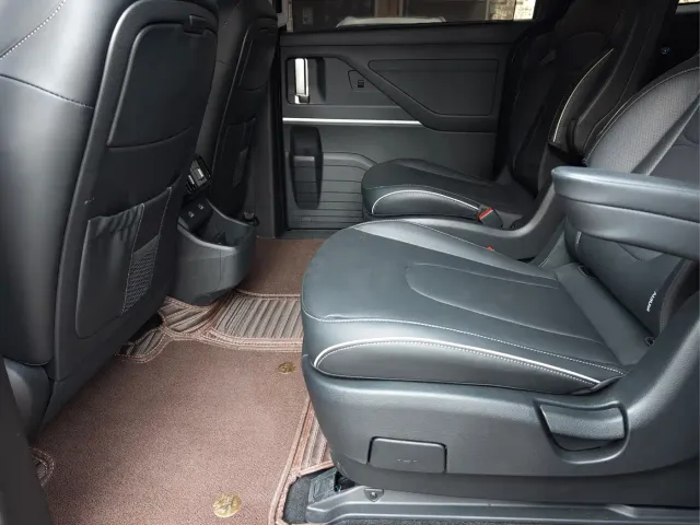 Hyundai Custo — Фото автомобиля 12