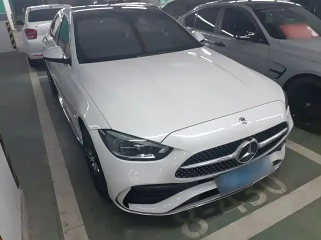 Mercedes-Benz C-Class — Фото автомобиля 3