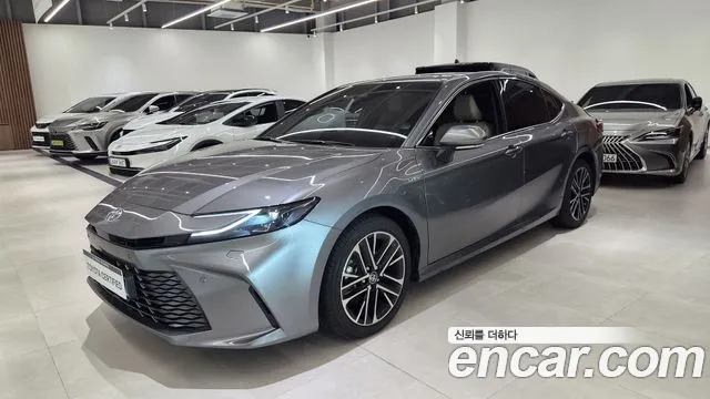 Фотография автомобиля — Toyota Camry XV80