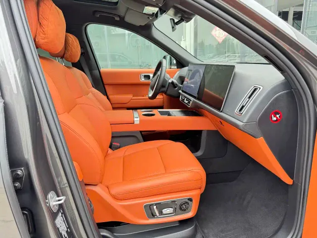 Li Auto L9 — Фото автомобиля 15