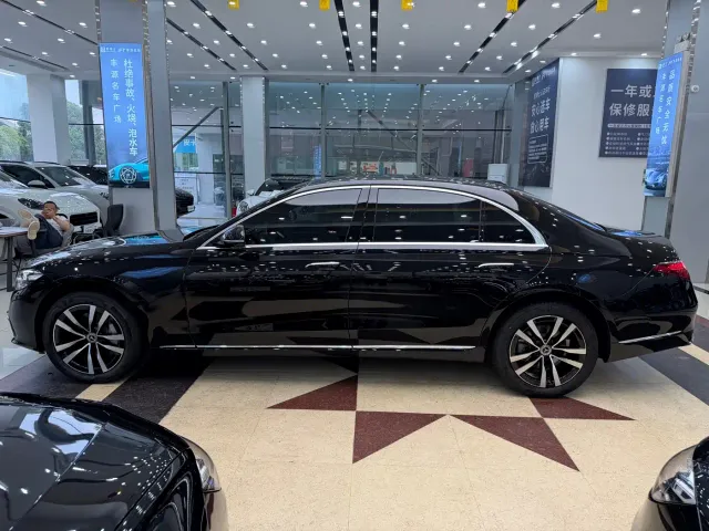 Mercedes-Benz S-Class — Фото автомобиля 26