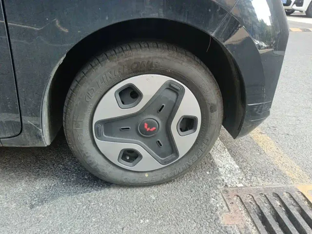 Wuling Motors Wuling Zhiguang NEV 2025 Model Comfort — Фото автомобиля 25