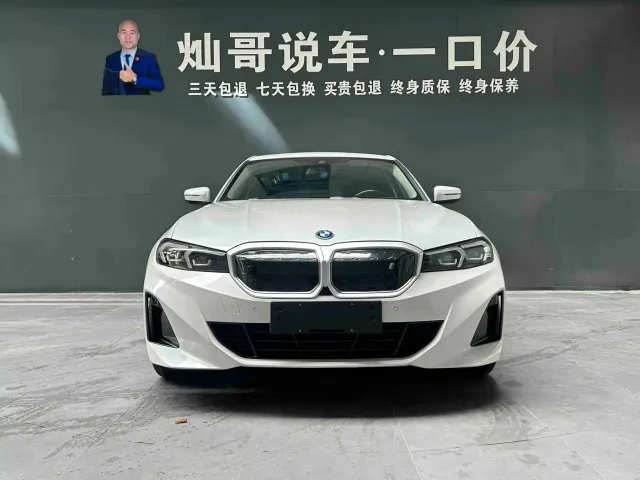 BMW i3 — Фото автомобиля 3