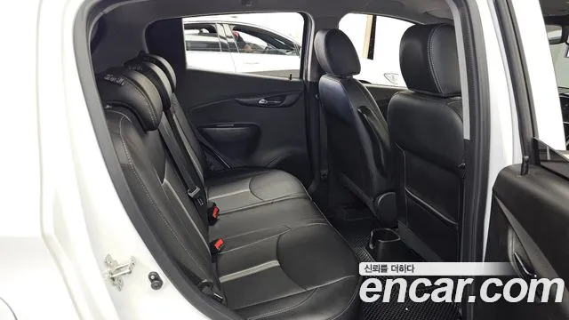 Chevrolet Spark — Фото автомобиля 12