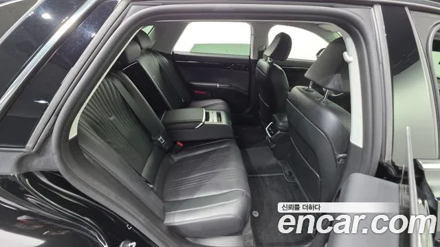 Hyundai Grandeur GN7 — Фото автомобиля 24