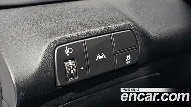 Hyundai Avante — Фото автомобиля 19