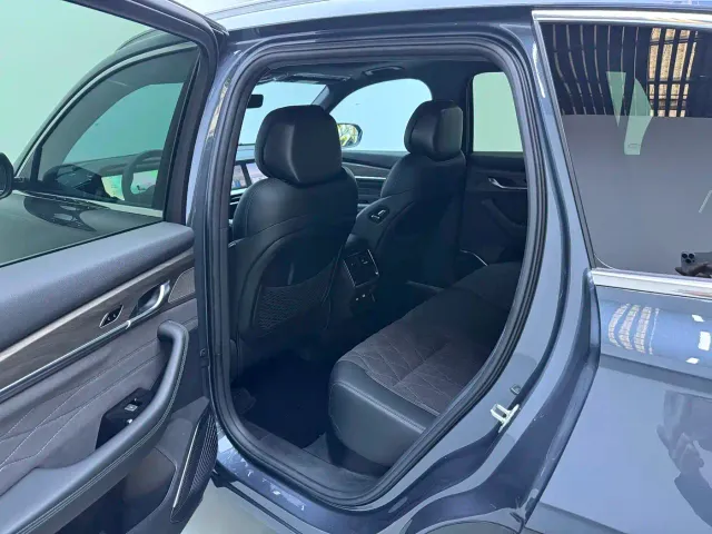 Geely Xingyue L — Фото автомобиля 6
