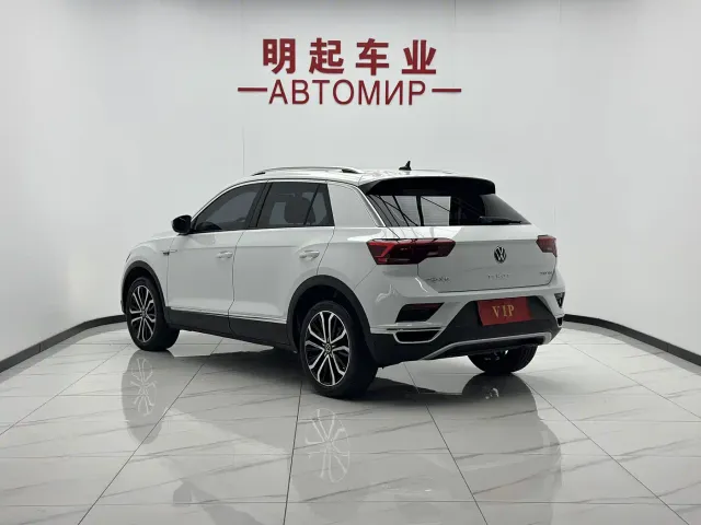 Volkswagen T-Roc — Фото автомобиля 7
