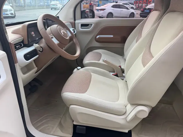 Wuling Hongguang Mini EV — Фото автомобиля 7