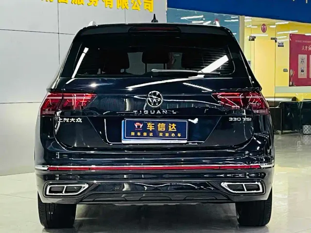 Volkswagen Tiguan L — Фото автомобиля 4