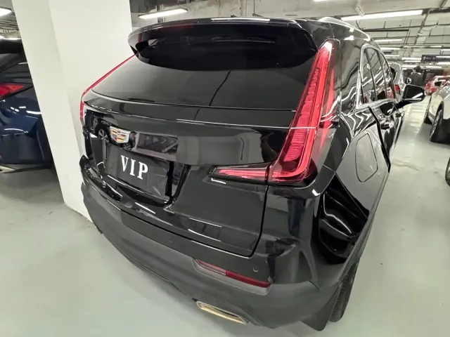 Cadillac XT4 — Фото автомобиля 15