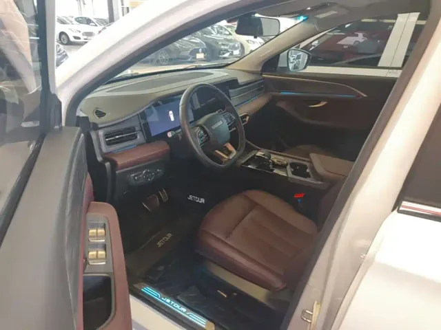 Jetour X90 Plus — Фото автомобиля 15