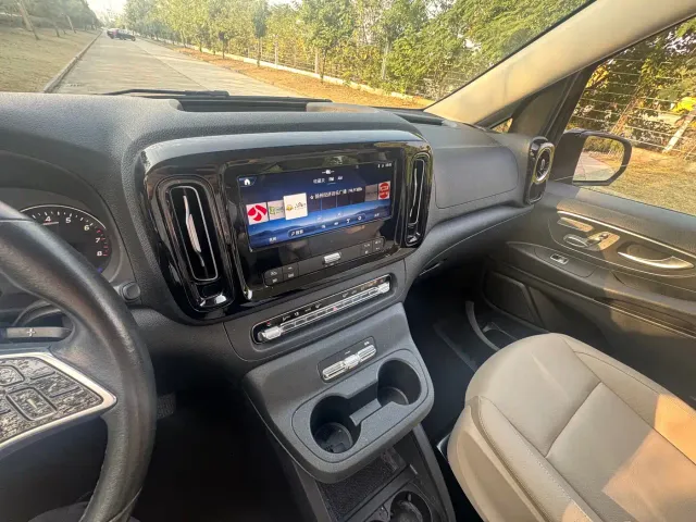 Mercedes-Benz Vito — Фото автомобиля 4