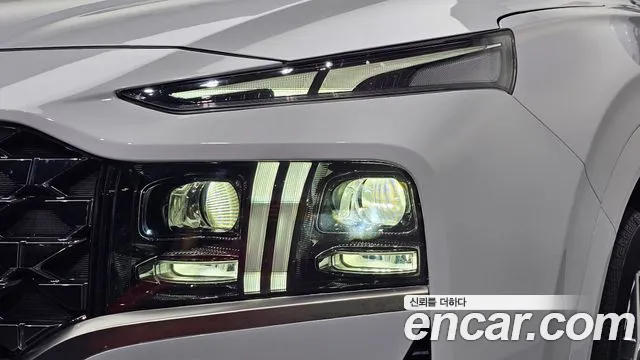 Hyundai Santafe — Фото автомобиля 19