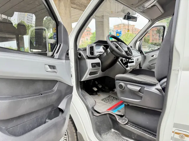 Maxus Xintu V80 — Фото автомобиля 14