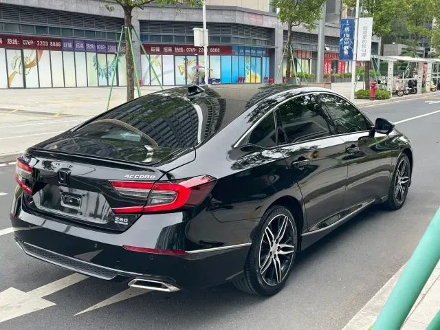Honda Accord — Фото автомобиля 6