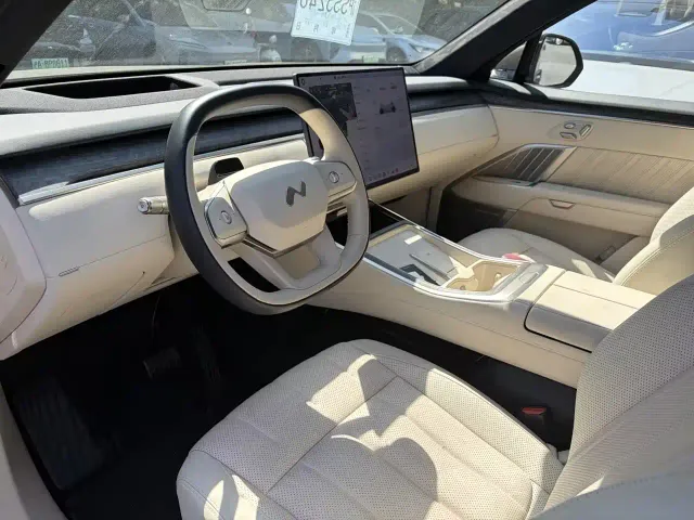 Onvo L90 — Фото автомобиля 9